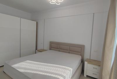 Apartament cu 2 camere semidecomandat în Văcăresti