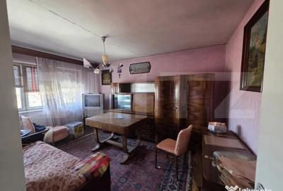 Apartament cu 3 camere decomandat în Central - 1