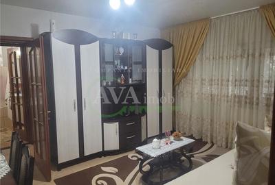 Apartament cu 2 camere semidecomandat în Mioriței