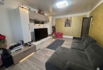Apartament cu 2 camere decomandat în Micro 20 - 1
