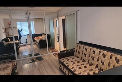 Apartament cu 2 camere semidecomandat în Progresul - 2
