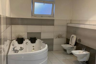Casă cu Teren 550 Mp în Central - 5
