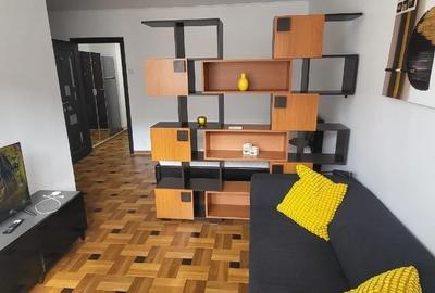 Garsonieră decomandată în Tineretului