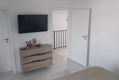 Casă cu 4 camere în Drumul Carului