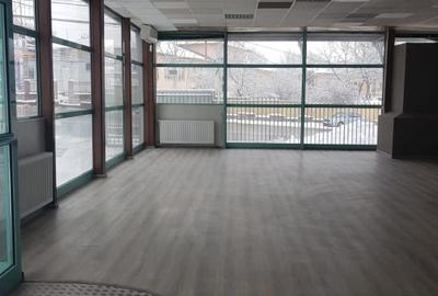Spațiu comercial, de 161 mp, în Fundeni