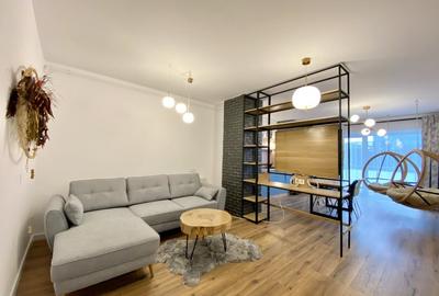 Apartament cu 2 camere semidecomandat, mobilat în Central