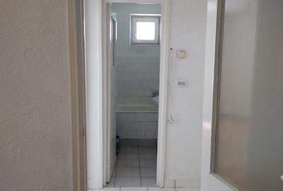 Apartament cu 2 camere decomandat în George Enescu - 8