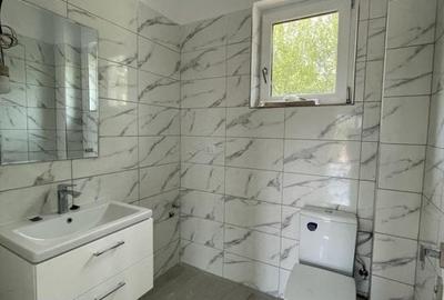 Duplex cu 3 camere cu Canalizare în Bucium - 4
