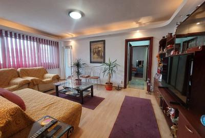 Apartament cu 2 camere semidecomandat, mobilat în Colentina