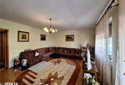Casă cu 6 camere cu Teren 200 Mp în Ultracentral
