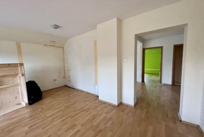 Casă individuală cu 7 camere cu Canalizare în Lidia - 4