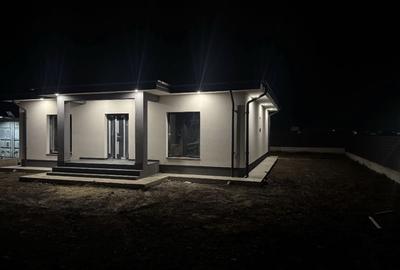 Casă cu 3 camere în Central - 1