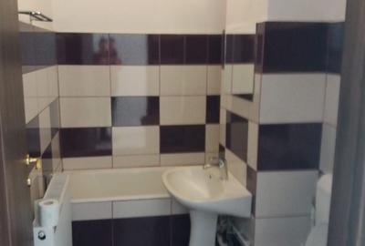 Apartament cu 2 camere semidecomandat în Cetate