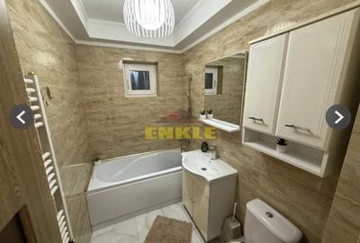 Apartament cu 3 camere semidecomandat în Central
