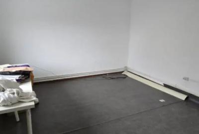Casă cu 2 camere cu Teren 1200 Mp în 1 Mai - 1