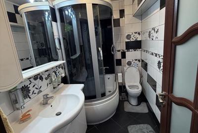 Apartament cu 3 camere în Central - 2