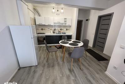 Apartament cu 2 camere decomandat în Mihai Viteazul