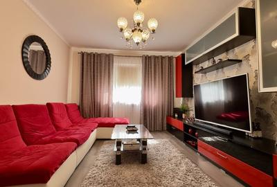 Apartament cu 4 camere decomandat, mobilat în CET