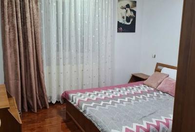 Apartament cu 3 camere în Central - 3