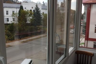 Garsonieră decomandată în Central - 1