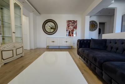 Apartament cu 2 camere semidecomandat, mobilat în P-ța Unirii - 2
