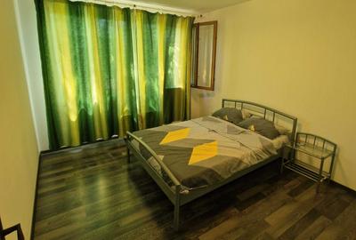 Apartament cu 3 camere semidecomandat în Micro 16 - 11