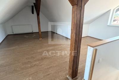 Casă cu 7 camere cu Teren 300 Mp în Gheorgheni