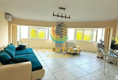 Apartament cu 3 camere decomandat în Decebal