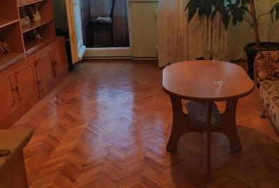 Apartament cu 3 camere decomandat în Reghin
