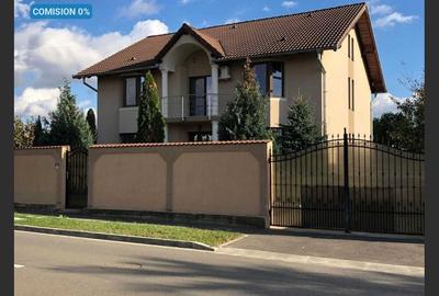 Casă cu 5 camere cu Canalizare în Oncea