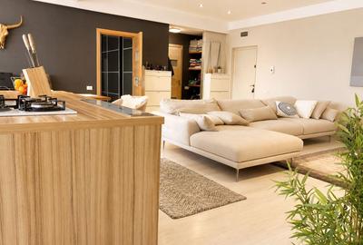 Apartament cu 3 camere semidecomandat, mobilat în Palazu Mare - 4