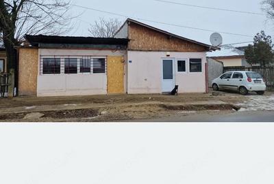 Casă cu 2 camere cu Teren 500 Mp în Podișor