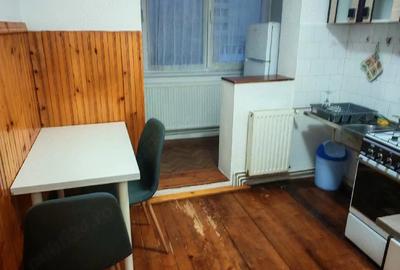 Apartament cu 2 camere semidecomandat în Exterior Vest