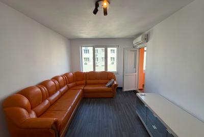 Apartament cu 3 camere decomandat în 1 Decembrie 1918