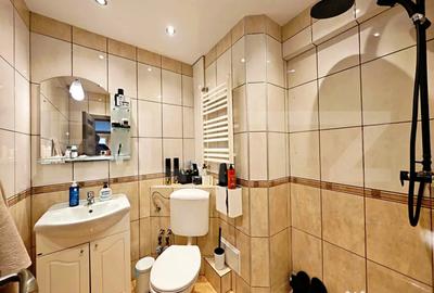 Apartament cu 4 camere decomandat în Nufărul - 2