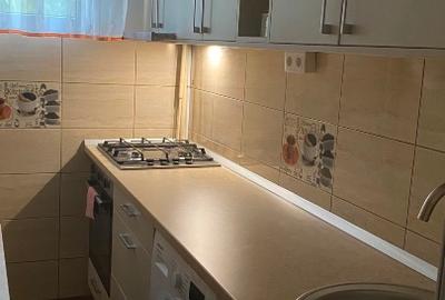 Apartament cu 2 camere decomandat în Tătărași