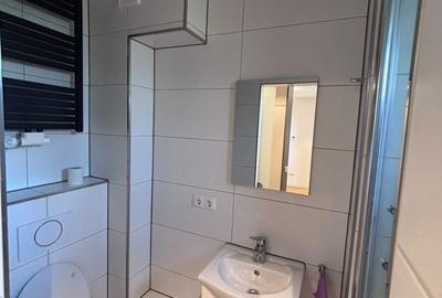 Garsonieră în Rovinari