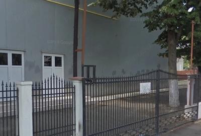 Casă cu 4 camere cu Teren 420 Mp în Central