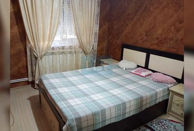 Apartament cu 3 camere semidecomandat în Micro 17 - 3