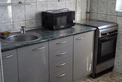 Apartament cu 2 camere decomandat în Romanilor