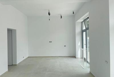 Spațiu comercial, de 77.660003662109 mp, în Dacia - 6