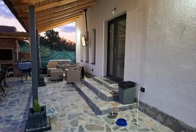 Casă cu 4 camere cu Teren 500 Mp în Trivale