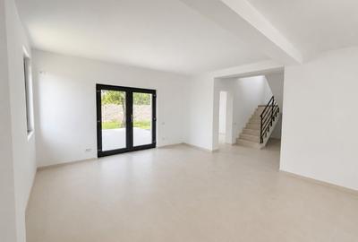 Casă cu 4 camere cu Teren 550 Mp în Crevedia - 4