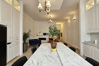 Apartament cu 3 camere semidecomandat în Central - 17