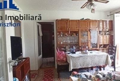 Apartament cu 3 camere semidecomandat în Burdea - 1