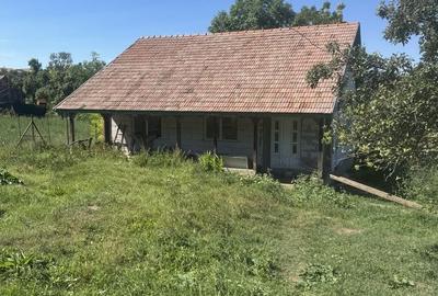 Casă cu 4 camere în Călărași