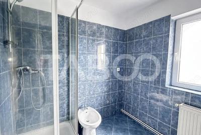 Apartament cu 3 camere decomandat în Trei Stejari - 1