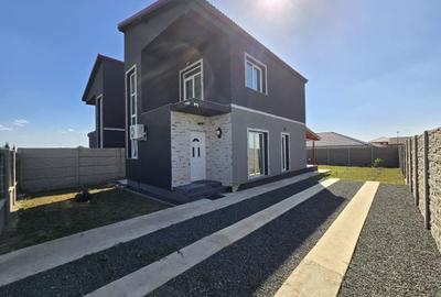 Casă individuală cu 4 camere cu Teren 360 Mp în Sânandrei - 1