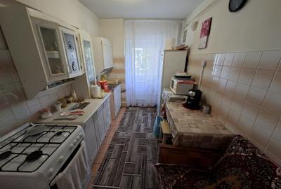 Apartament cu 3 camere decomandat în Păcurari - 6