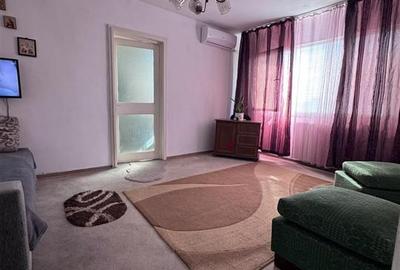 Apartament cu 2 camere nedecomandat în Podu Roș